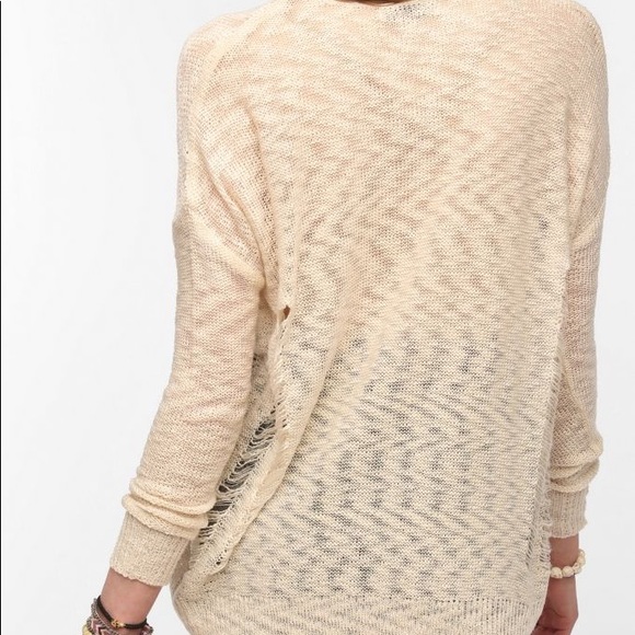 Urban Outfitters Ivory Distressed Pullover Knit - Picture 3 of 12